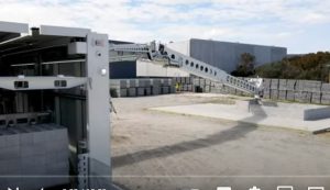 Этот безумный робот за 15 000 долларов может построить дом без помощи людей!  Видео