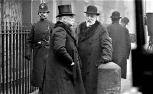 «Кто владеет информацией — тот владеет миром». Натан Ротшильд