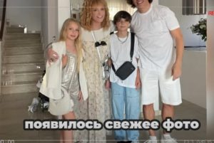 Лиза Галкина дочь ПУГАЧЕВОЙ  Видео