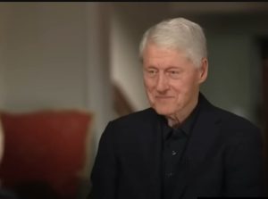 Я очень жалею что не сделал этого в свое время — Билл Клинтон — перевод  Видео