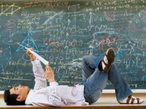 Сильный пол переоценивает свои познания в точных науках  Видео