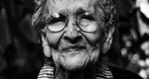 Почему наши близкие в старости становятся такими невыносимыми?