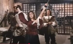 Красивые женщины, абордажи и рукопашные схватки! | Mopcкие мушкетеры  Видео