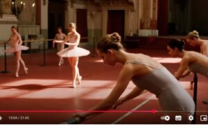 Балерины на ДЕСЕРТ членам Политбюро: БЕЗУМНЫЕ банкеты партийных боссов.  Видео