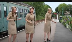 The Knightingales — Boogie Woogie Bugle Boy  Видео