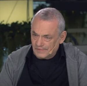 Русский мир — это облако в штанах