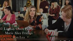 Не совсем королевское Рождество  Видео