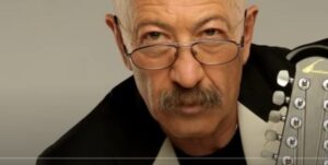 НЕ СЛУЖИЛ, НО ПОЛКОВНИК?! Как Розенбаум получил военные награды — герой или подделка?  Видео