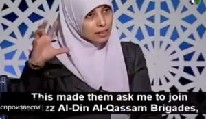 Вот эта же "фалостинская «журналистка" хвастается в эфире арабского телевидения  тем, …