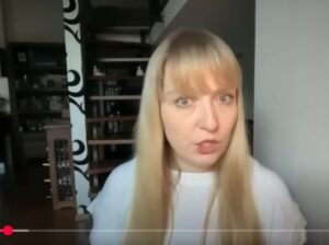 Окружение Трампа в ШОКЕ! Рейтинг президента  на ДНЕ. Такое ВПЕРВЫЕ в ИСТОРИИ. Вэнс УДИВИЛ реакцией  Видео