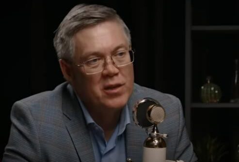 Как избавиться от старых убеждений? Про лень, инфофастфуд и как помочь мозгу быть эффективнее?  Видео