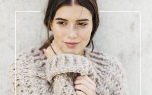 Чем счастливее люди живут, тем проще они одеваются