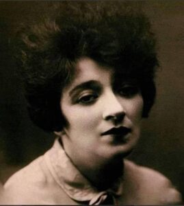 Ко Дню Памяти  ФАИНЫ  ГЕОРГИЕВНЫ  РАНЕВСКОЙ  —  БЕЗНАДЕЖНАЯ  РЕКОМЕНДАЦИЯ