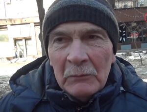 Этот дворник доходчиво объяснил почему царёк губит страну (полная версия  Видео