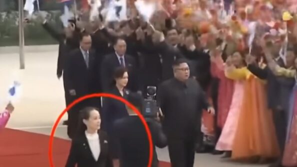 Она ни с кем не цацкается! Сестра Кима Чен Ына которая СОБСТВЕННОРУЧНО KА3HИT врагов народа  Видео