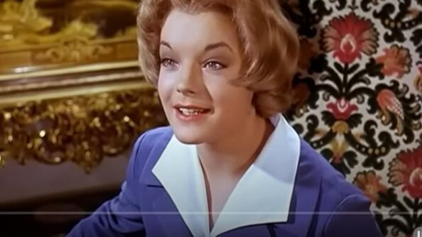 АНГЕЛ НА ЗЕМЛЕ (Роми Шнайдер, романтическая комедия, 1959)  Видео