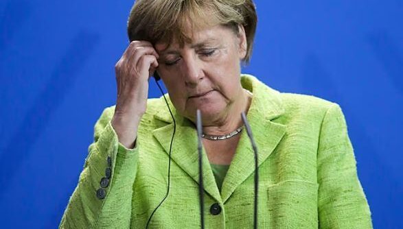 Меркель: "путин уже был настроен напасть на Украину". /От редакции/