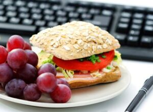 Чтобы не поправиться, необходимо придерживаться режима питания