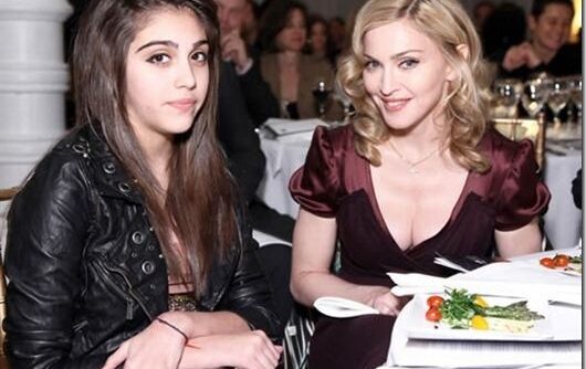 Знаменитые дочки-матери