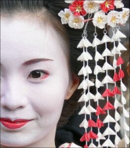 Гейша: “Человек искусства”