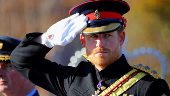 Почему офицеры говорят «честь имею»?