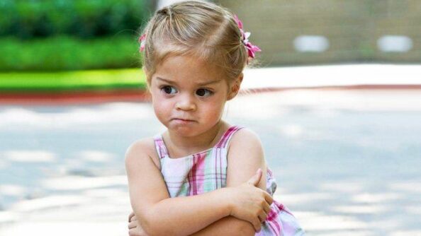 Разве это справедливо – ставить в угол за любовь?