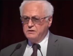 БЕЗДА.РНУЮ ВЛАСТЬ НА ПОМО.ЙКУ! (01.08.2023) АКАДЕМИКУ ХЛОПАЛИ СТОЯ!  Видео